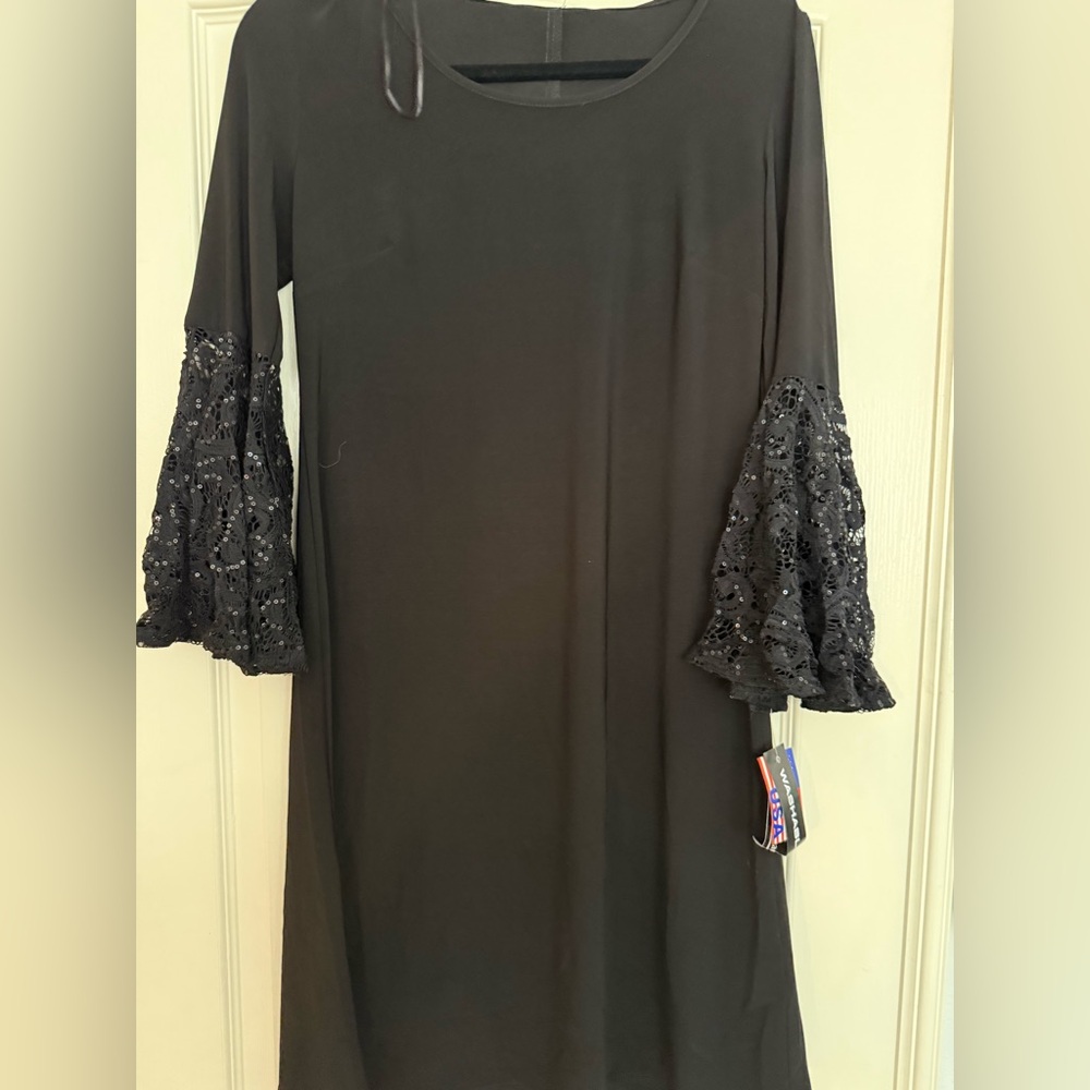 R&M Richard’s cocktail dress size 6 NWT